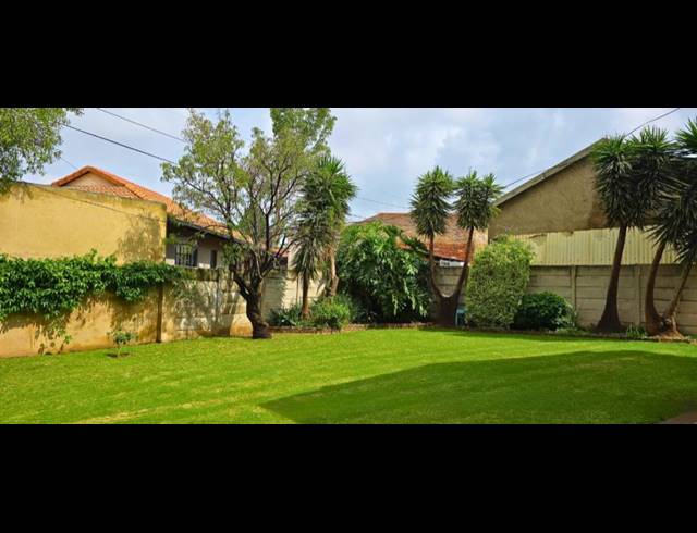 5 BEDROOM HOUSE FOR SALE IN ELANDSPARK